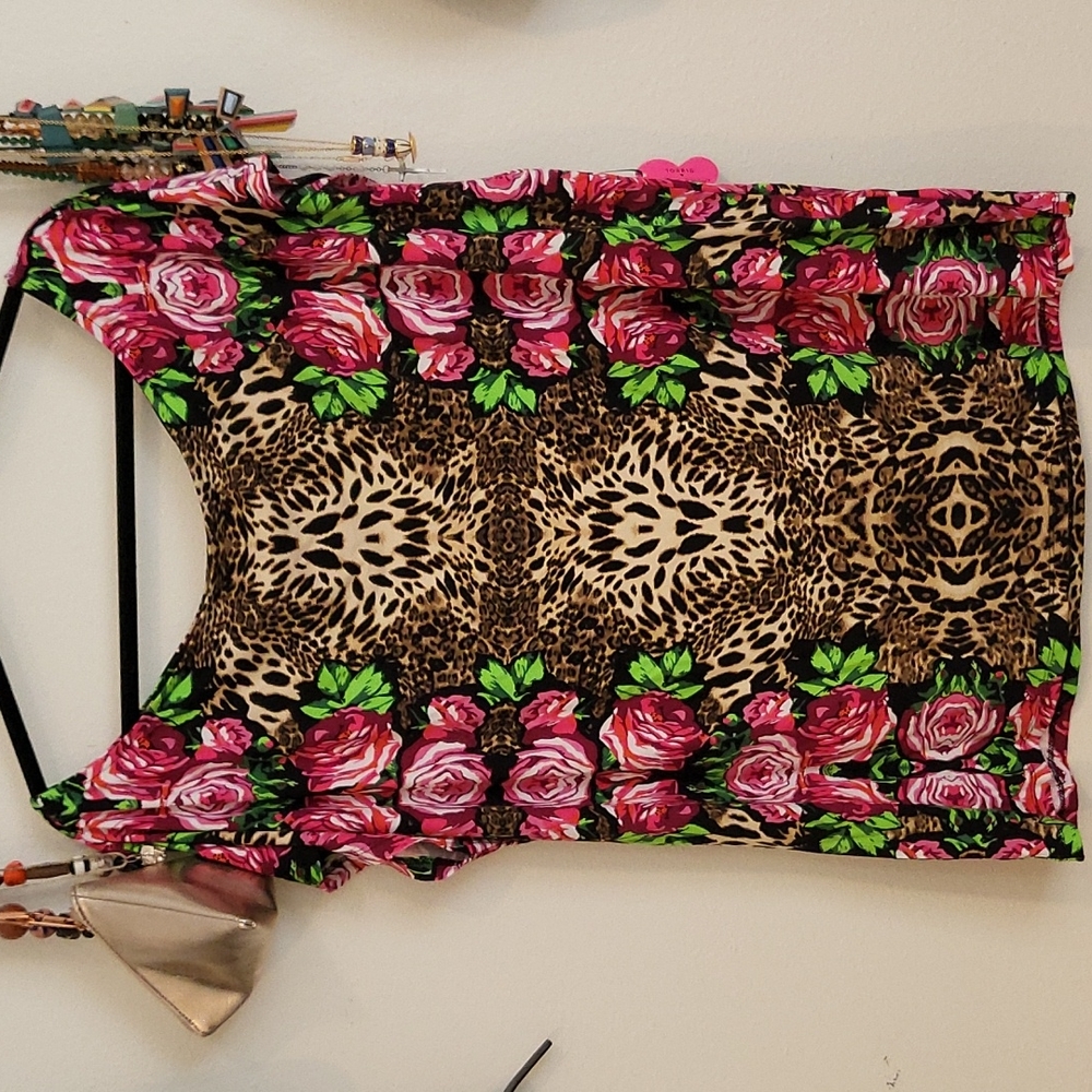 Torrid Betsey Johnson Floral Leapard 2x t shirt